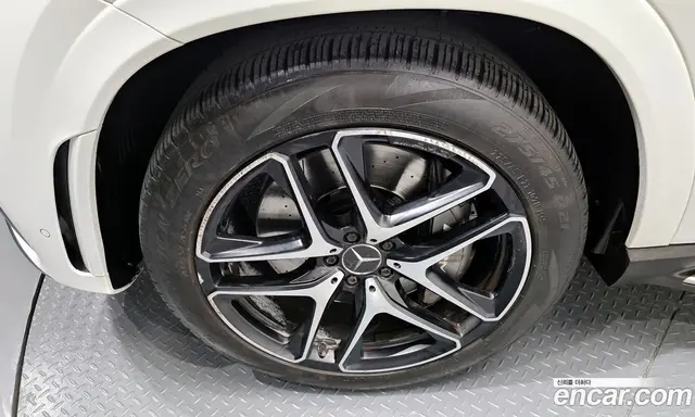 Mercedes-Benz GLE-Class 2021 3.0 автомат (гидро), миниатюра 5 Mercedes-Benz GLE-Class 2021 3.0 автомат (гидро), миниатюра 5