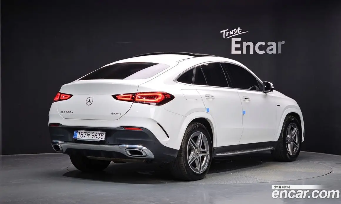 Mercedes-Benz GLE-Class 2021 2.0 автомат (гидро), фото 2 Mercedes-Benz GLE-Class 2021 2.0 автомат (гидро), фото 2