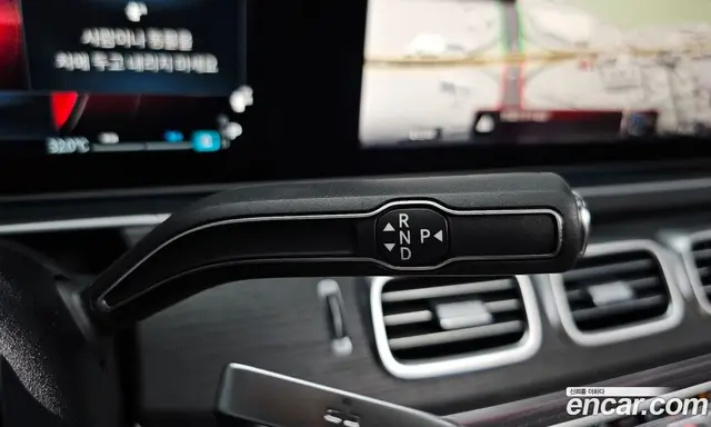Mercedes-Benz GLS-Class 2025 3.0 автомат (гидро), миниатюра 11