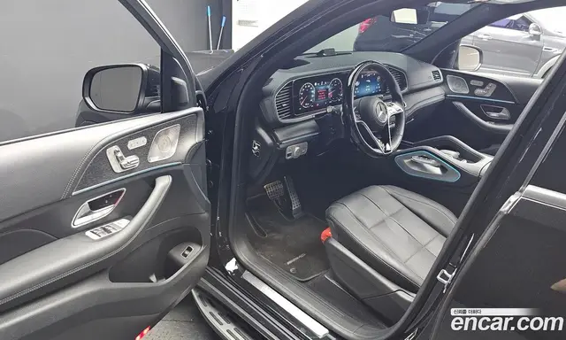 Mercedes-Benz GLS-Class 2025 3.0 автомат (гидро), миниатюра 12