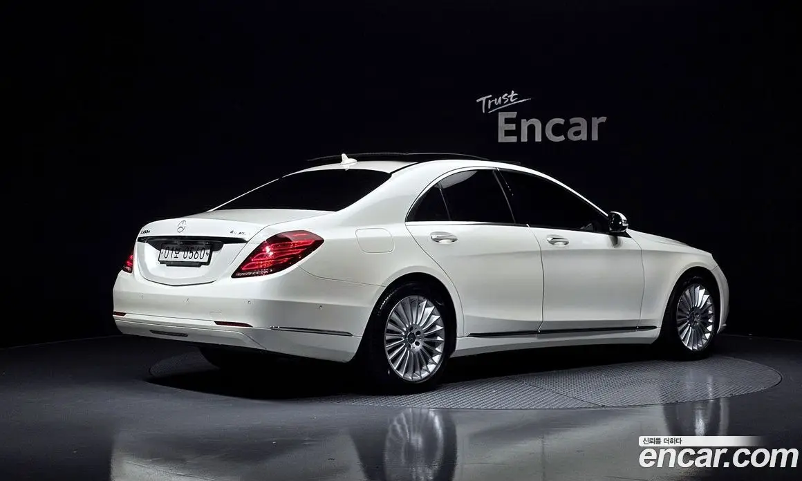 Mercedes-Benz S-Class 2016 3.0 автомат (гидро), фото 1 Mercedes-Benz S-Class 2016 3.0 автомат (гидро), фото 1
