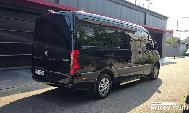 Mercedes-Benz Sprinter 2023 1.9 автомат (гидро), миниатюра 2 Mercedes-Benz Sprinter 2023 1.9 автомат (гидро), миниатюра 2