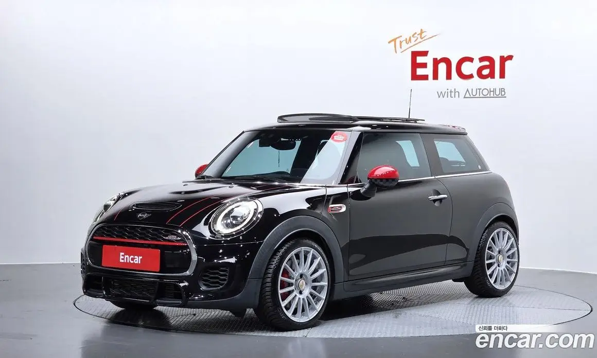 Mini Cooper 2019 2.0 автомат (гидро), фото 1 Mini Cooper 2019 2.0 автомат (гидро), фото 1