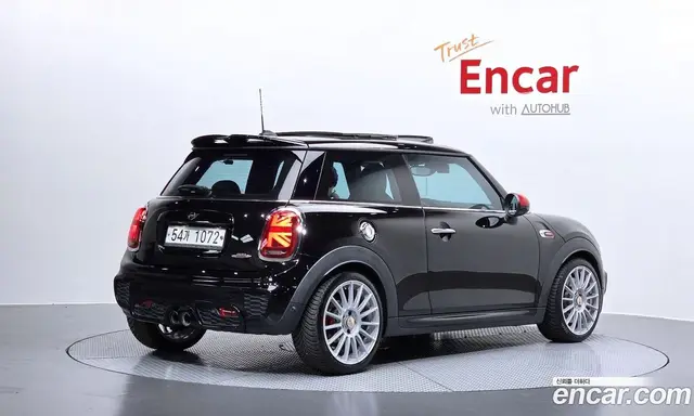 Mini Cooper 2019 2.0 автомат (гидро), миниатюра 2 Mini Cooper 2019 2.0 автомат (гидро), миниатюра 2