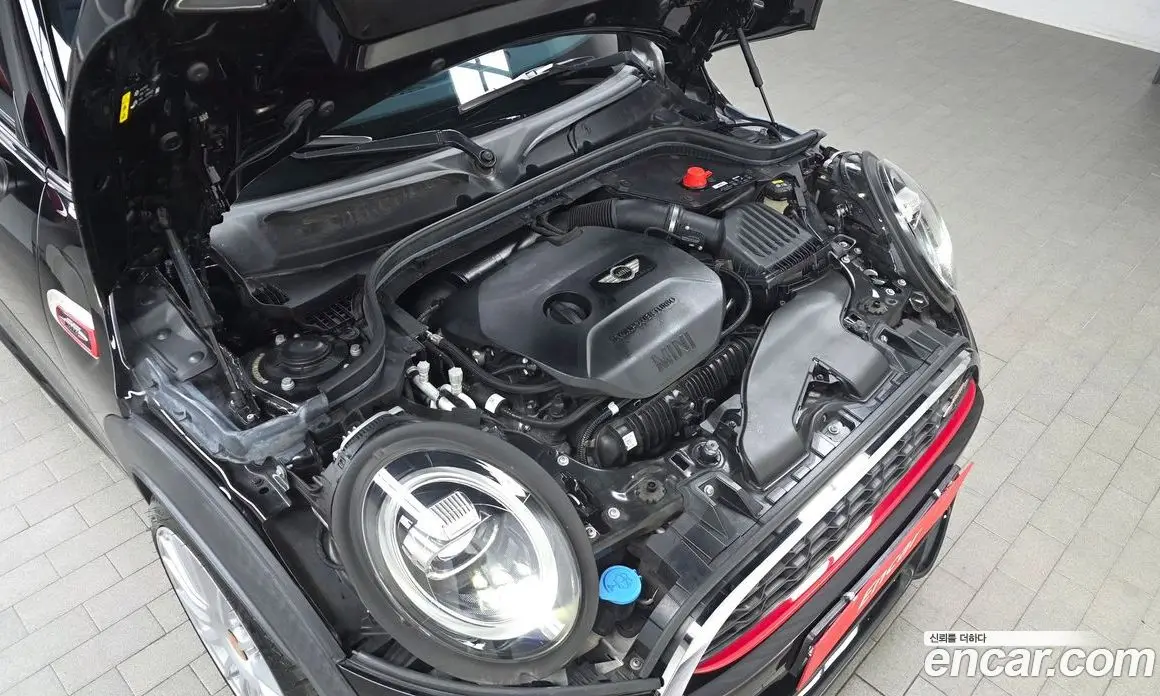 Mini Cooper 2019 2.0 автомат (гидро), фото 6 Mini Cooper 2019 2.0 автомат (гидро), фото 6