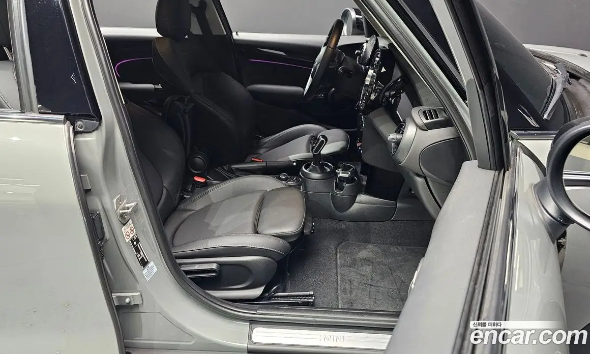 Mini Cooper 2022 1.5 автомат (гидро), фото 13