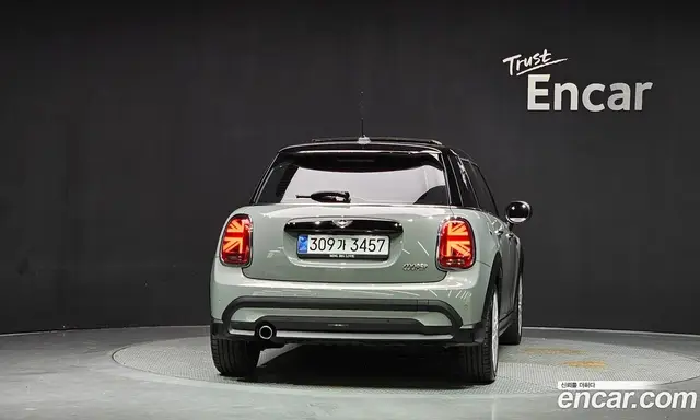 Mini Cooper 2022 1.5 автомат (гидро), миниатюра 4