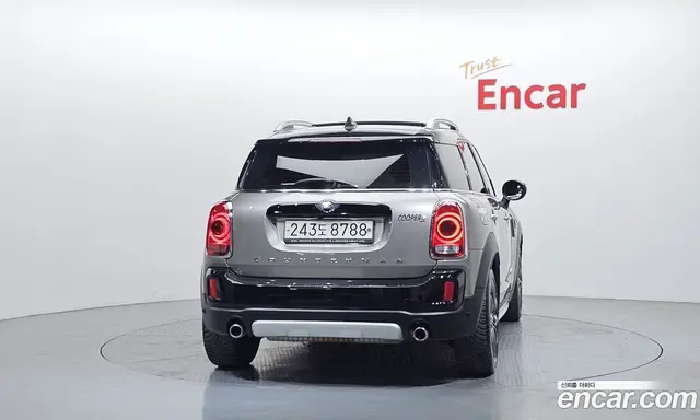 Mini Countryman 2020 2.0 автомат (гидро), миниатюра 4