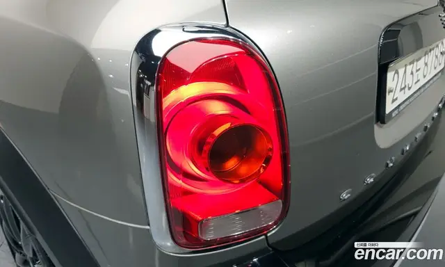 Mini Countryman 2020 2.0 автомат (гидро), миниатюра 9