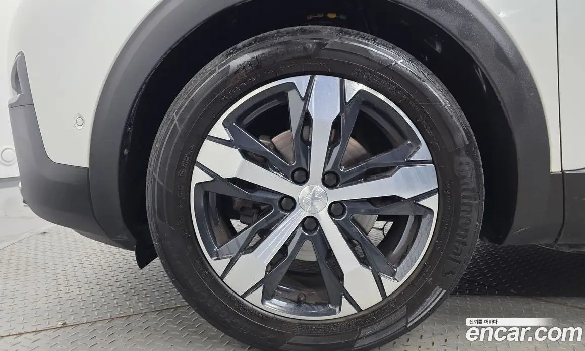 Peugeot 3008 2021 1.5 автомат (гидро), фото 5 Peugeot 3008 2021 1.5 автомат (гидро), фото 5