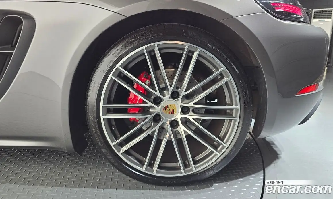 Porsche 718 2021 4.0 автомат (гидро), фото 7 Porsche 718 2021 4.0 автомат (гидро), фото 7