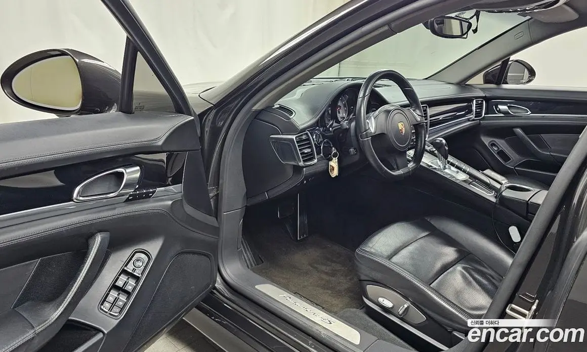 Porsche Panamera 2010 4.8 автомат (гидро), фото 12