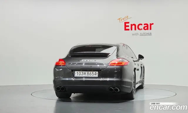 Porsche Panamera 2010 4.8 автомат (гидро), миниатюра 3