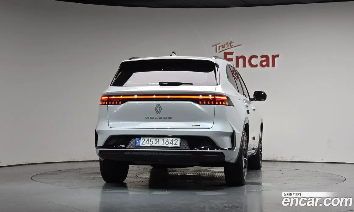 Renault (Samsung) Grand Koleos 2025 1.5 автомат (гидро), фото 3 Renault (Samsung) Grand Koleos 2025 1.5 автомат (гидро), фото 3