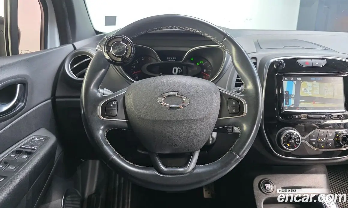 Renault (Samsung) QM3 2017 1.5 автомат (гидро), фото 13 Renault (Samsung) QM3 2017 1.5 автомат (гидро), фото 13