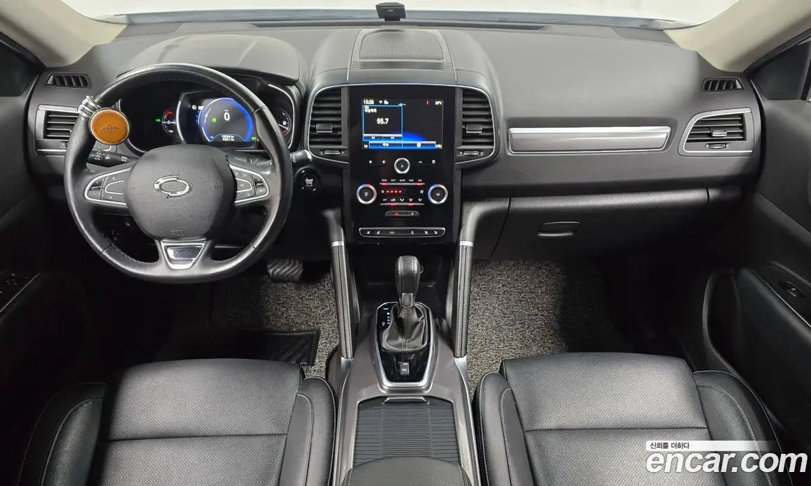 Renault (Samsung) QM6 2016 2.0 автомат (гидро), фото 10 Renault (Samsung) QM6 2016 2.0 автомат (гидро), фото 10