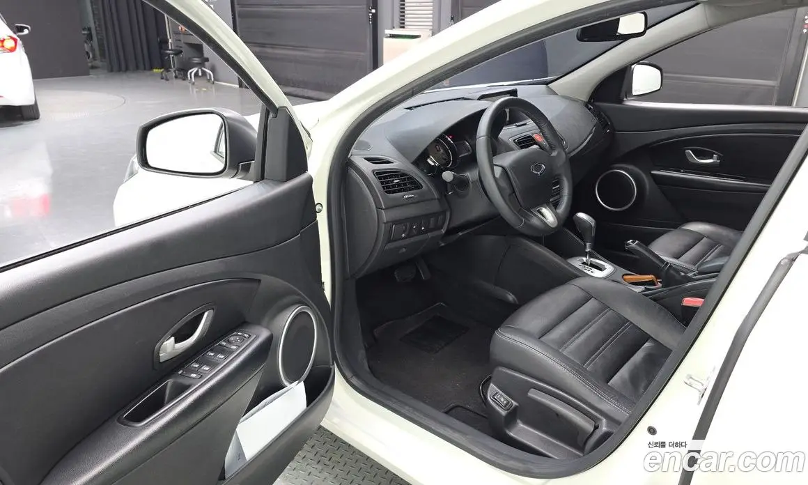 Renault (Samsung) SM3 2013 1.6 автомат (гидро), фото 13 Renault (Samsung) SM3 2013 1.6 автомат (гидро), фото 13