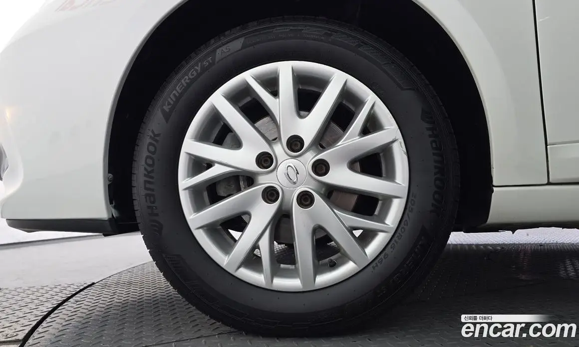 Renault (Samsung) SM3 2013 1.6 автомат (гидро), фото 5 Renault (Samsung) SM3 2013 1.6 автомат (гидро), фото 5