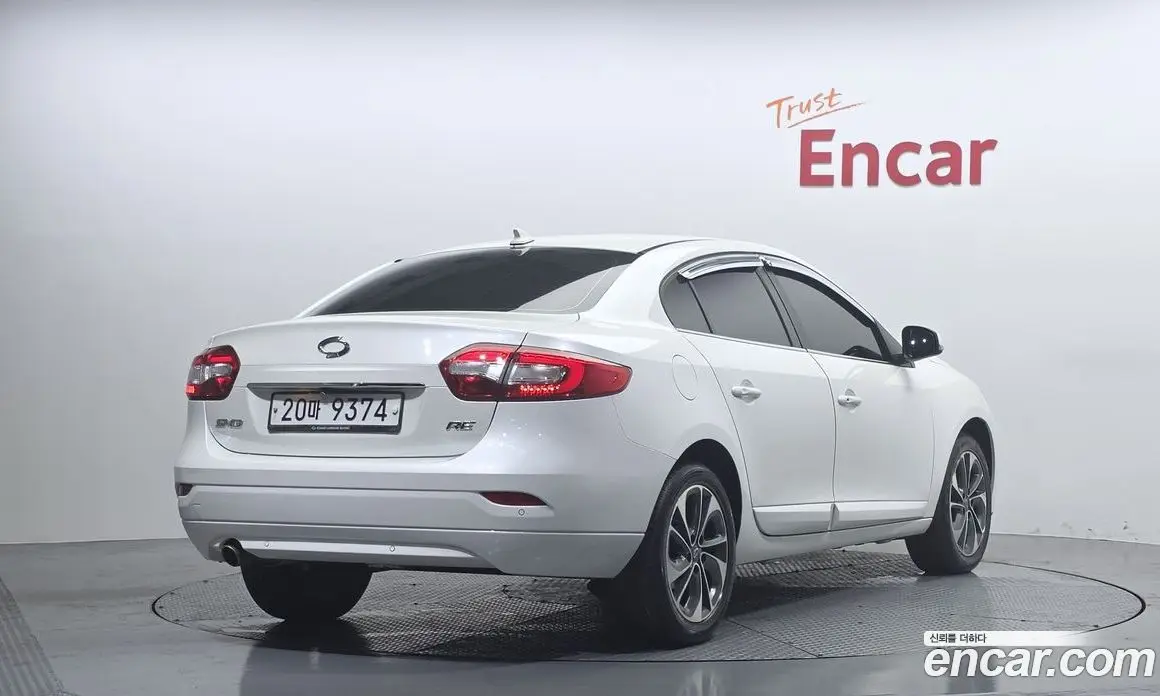 Renault (Samsung) SM3 2014 1.6 автомат (гидро), фото 2 Renault (Samsung) SM3 2014 1.6 автомат (гидро), фото 2