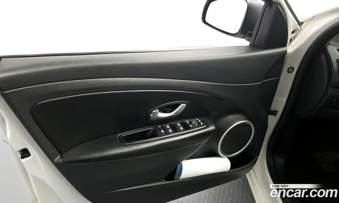 Renault (Samsung) SM3 2014 1.6 автомат (гидро), фото 14 Renault (Samsung) SM3 2014 1.6 автомат (гидро), фото 14