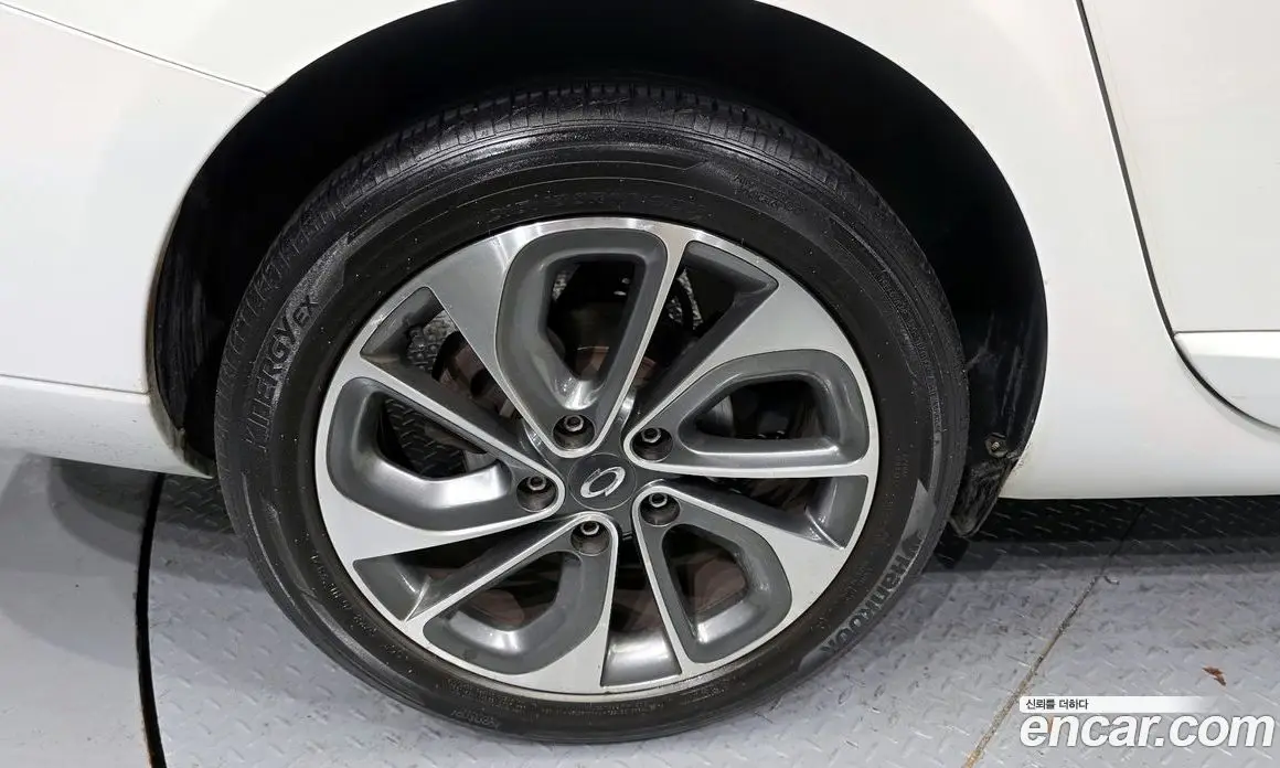 Renault (Samsung) SM3 2014 1.6 автомат (гидро), фото 5 Renault (Samsung) SM3 2014 1.6 автомат (гидро), фото 5
