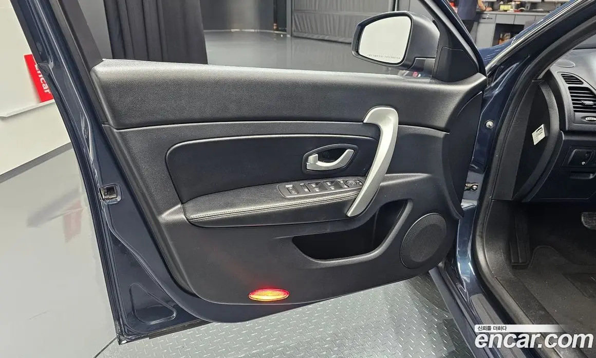 Renault (Samsung) SM5 2015 2.0 автомат (гидро), фото 14 Renault (Samsung) SM5 2015 2.0 автомат (гидро), фото 14
