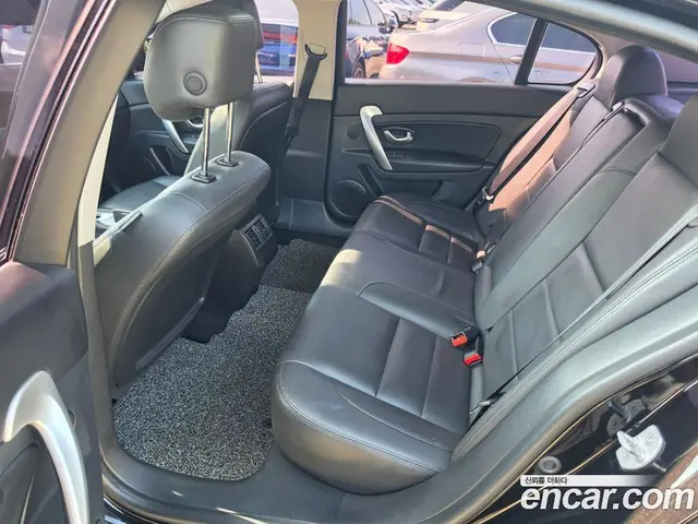 Renault (Samsung) SM5 2017 2.0 автомат (гидро), миниатюра 7 Renault (Samsung) SM5 2017 2.0 автомат (гидро), миниатюра 7