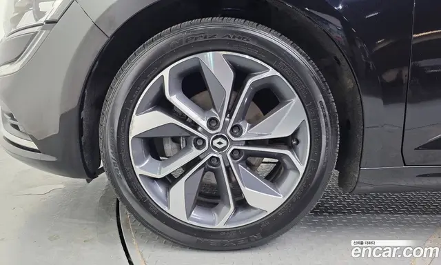 Renault (Samsung) SM6 2019 2.0 автомат (гидро), миниатюра 4 Renault (Samsung) SM6 2019 2.0 автомат (гидро), миниатюра 4