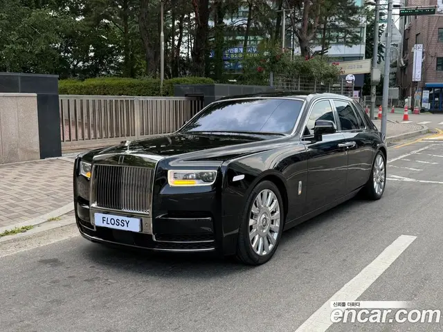 Rolls-Royce Phantom, 2018, 33 800 км