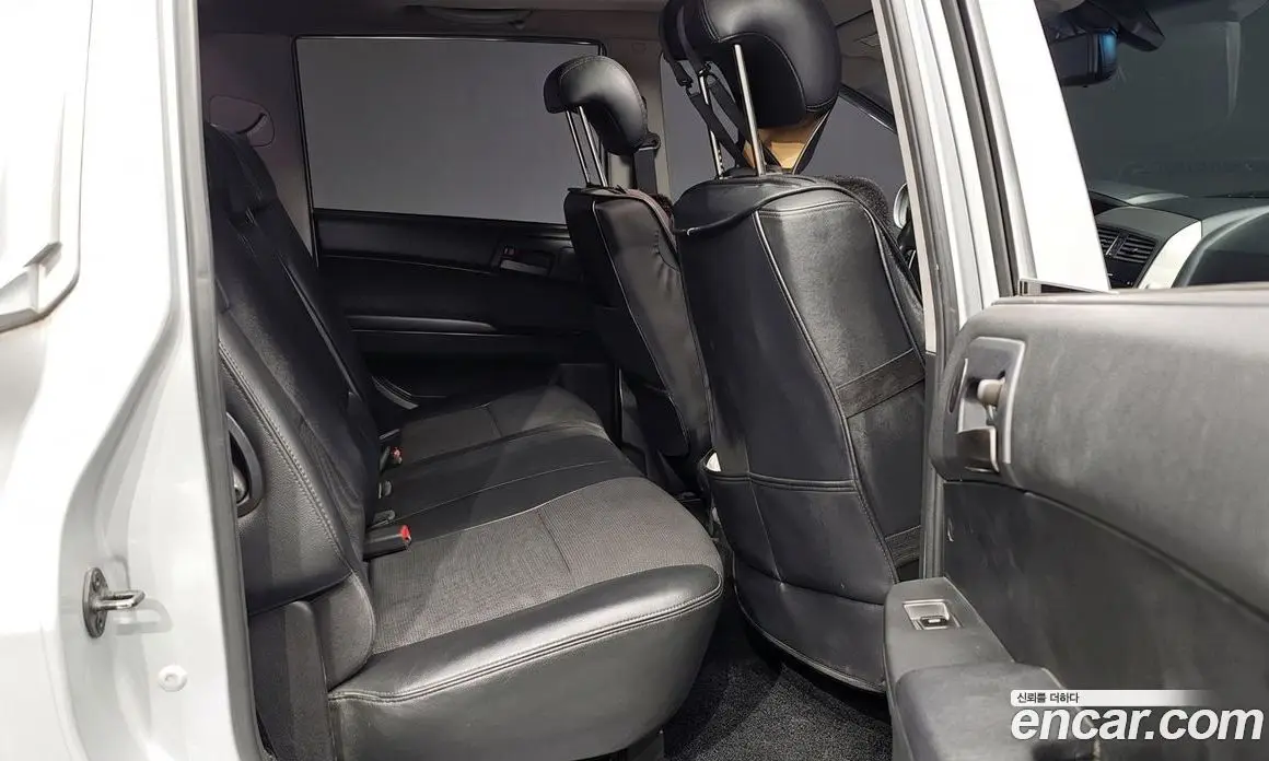 SsangYong Korando 2012 2.0 автомат (гидро), фото 18