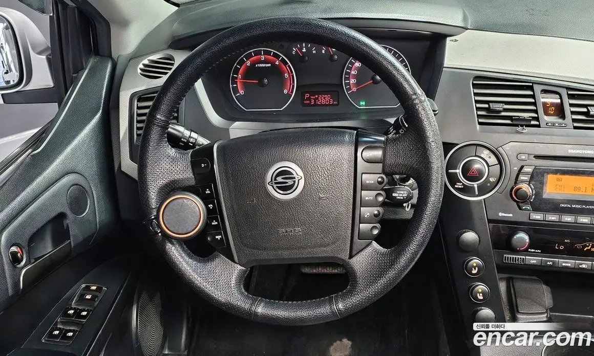 SsangYong Korando 2012 2.0 автомат (гидро), фото 20