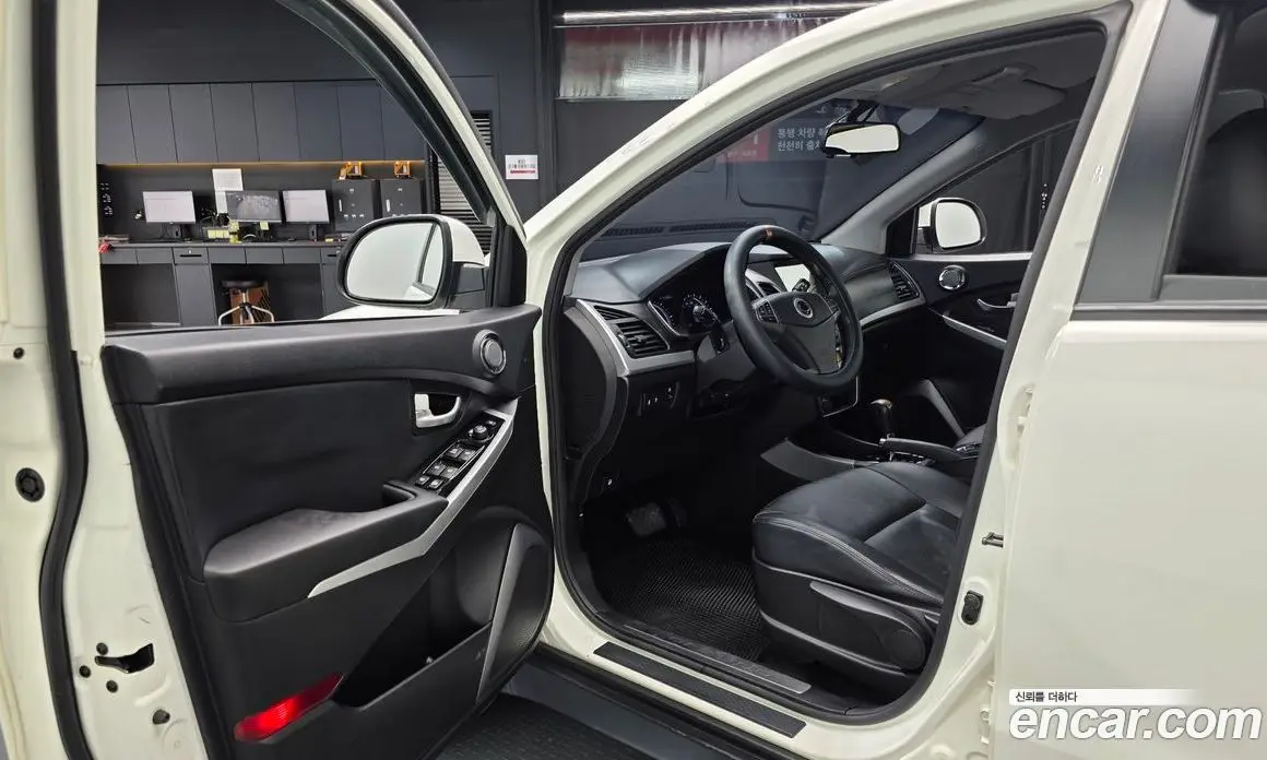 SsangYong Korando 2014 2.0 автомат (гидро), фото 13 SsangYong Korando 2014 2.0 автомат (гидро), фото 13
