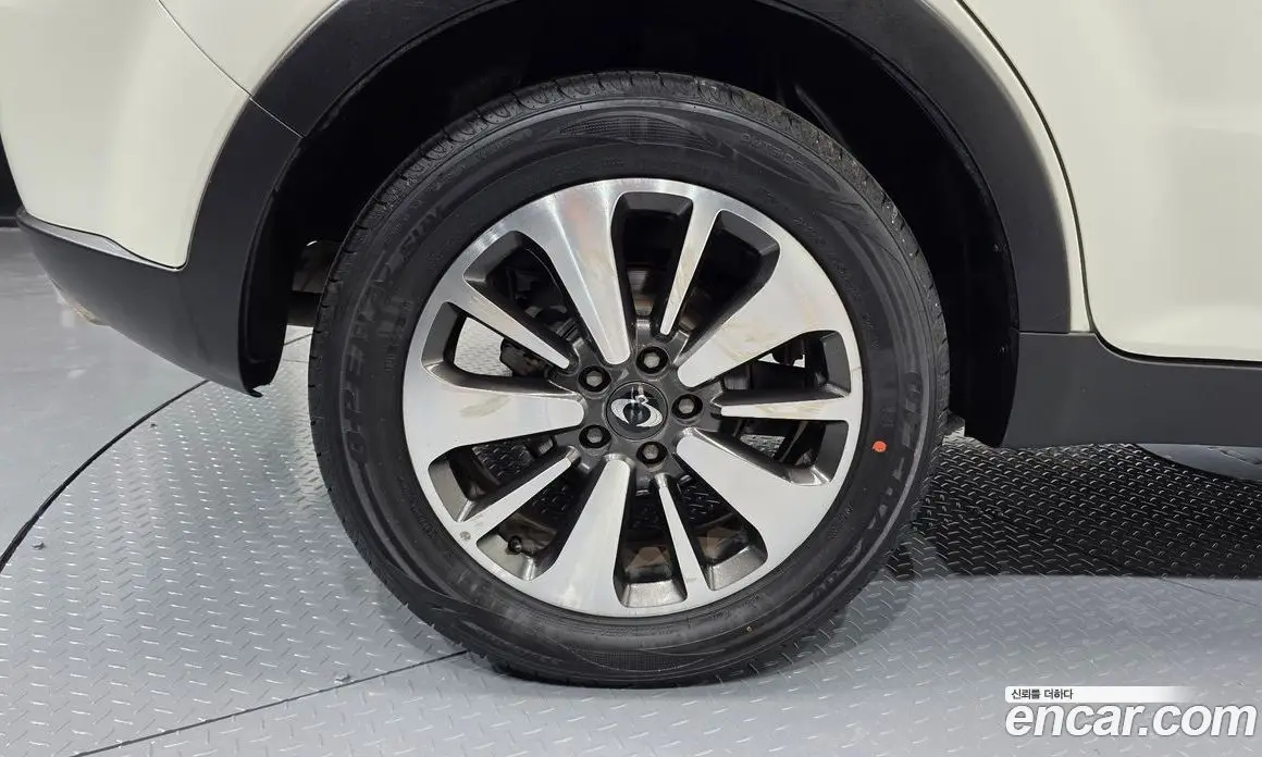 SsangYong Korando 2014 2.0 автомат (гидро), фото 5 SsangYong Korando 2014 2.0 автомат (гидро), фото 5