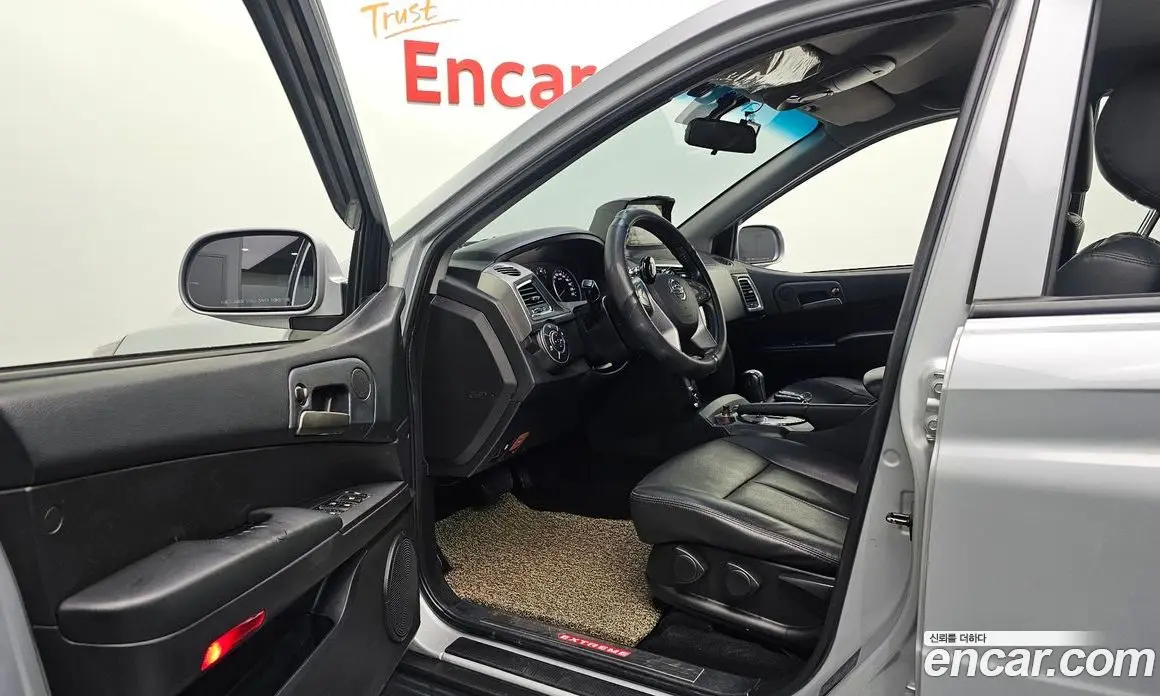 SsangYong Korando 2016 2.0 автомат (гидро), фото 13