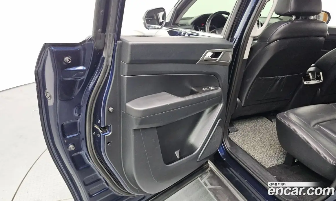 SsangYong Rexton 2018 2.2 автомат (гидро), фото 15 SsangYong Rexton 2018 2.2 автомат (гидро), фото 15
