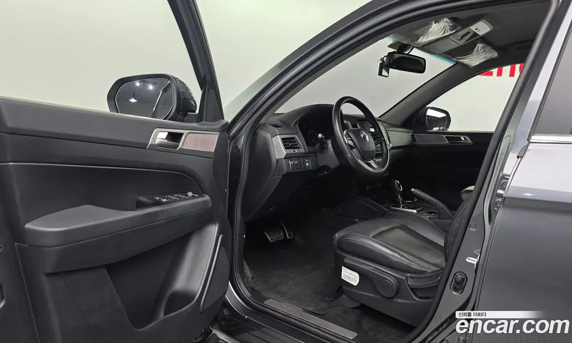 SsangYong Rexton 2018 2.2 автомат (гидро), фото 13
