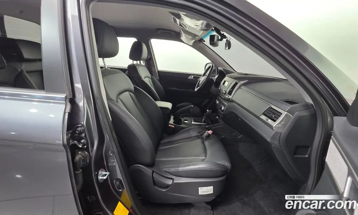 SsangYong Rexton 2018 2.2 автомат (гидро), фото 16