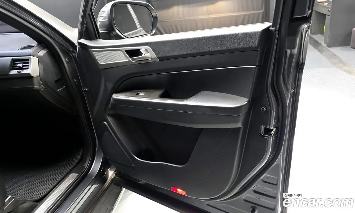 SsangYong Rexton 2019 2.2 автомат (гидро), фото 14 SsangYong Rexton 2019 2.2 автомат (гидро), фото 14