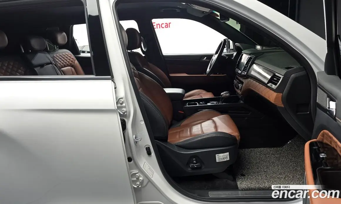 SsangYong Rexton 2020 2.2 автомат (гидро), фото 16 SsangYong Rexton 2020 2.2 автомат (гидро), фото 16