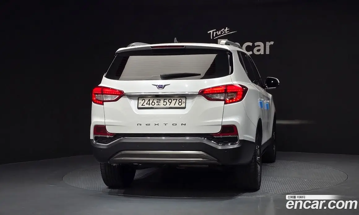 SsangYong Rexton 2020 2.2 автомат (гидро), фото 4 SsangYong Rexton 2020 2.2 автомат (гидро), фото 4