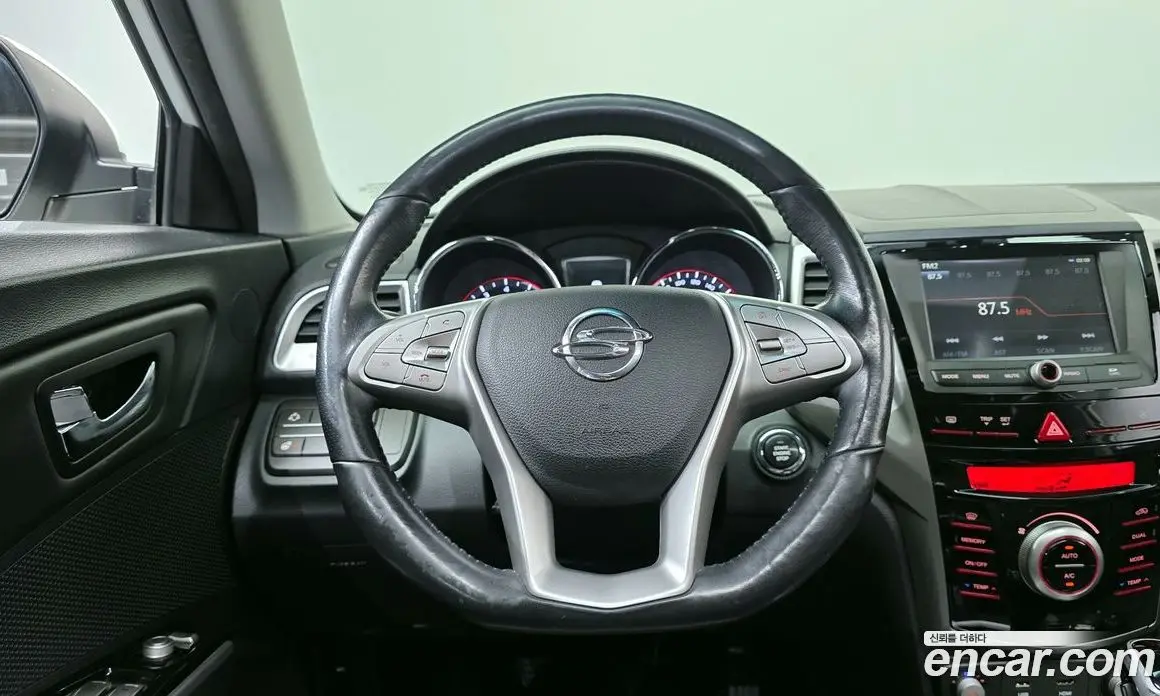 SsangYong TIBOLI 2015 1.6 автомат (гидро), фото 19 SsangYong TIBOLI 2015 1.6 автомат (гидро), фото 19