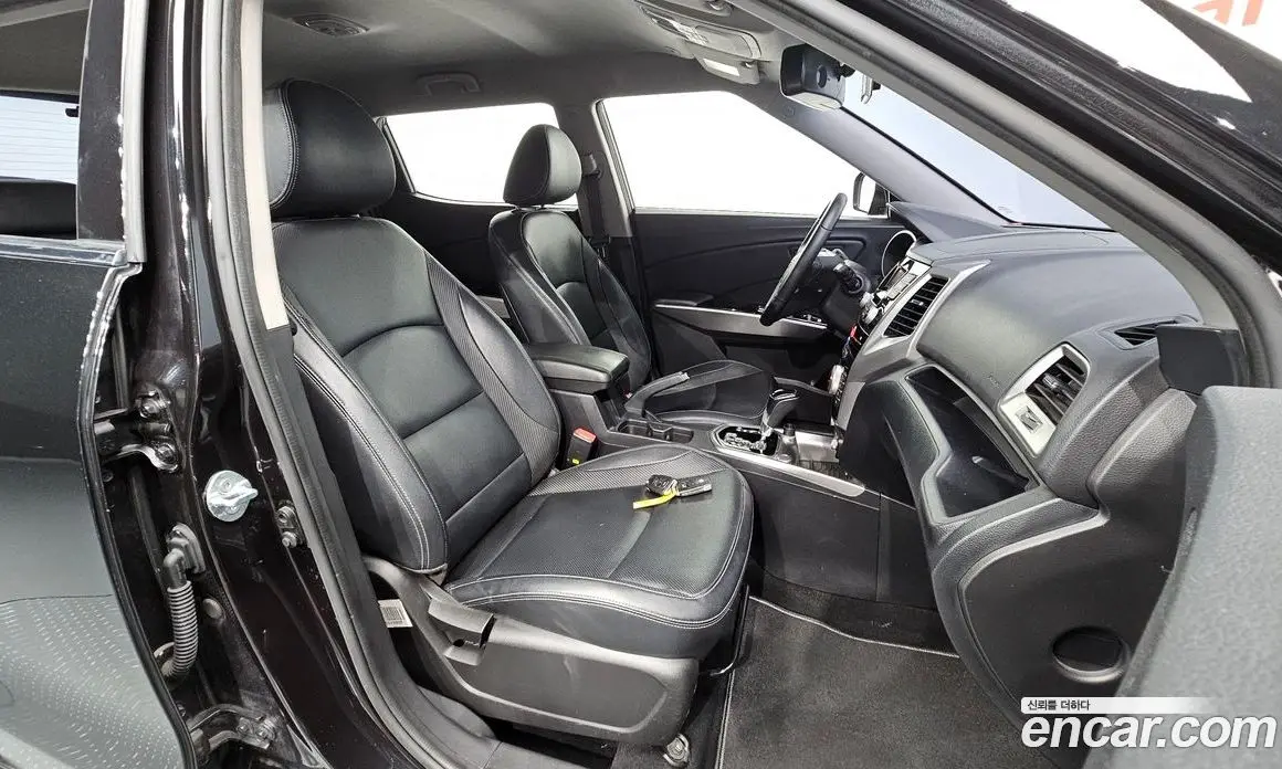 SsangYong TIBOLI 2015 1.6 автомат (гидро), фото 16