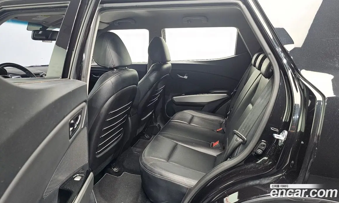 SsangYong TIBOLI 2015 1.6 автомат (гидро), фото 18