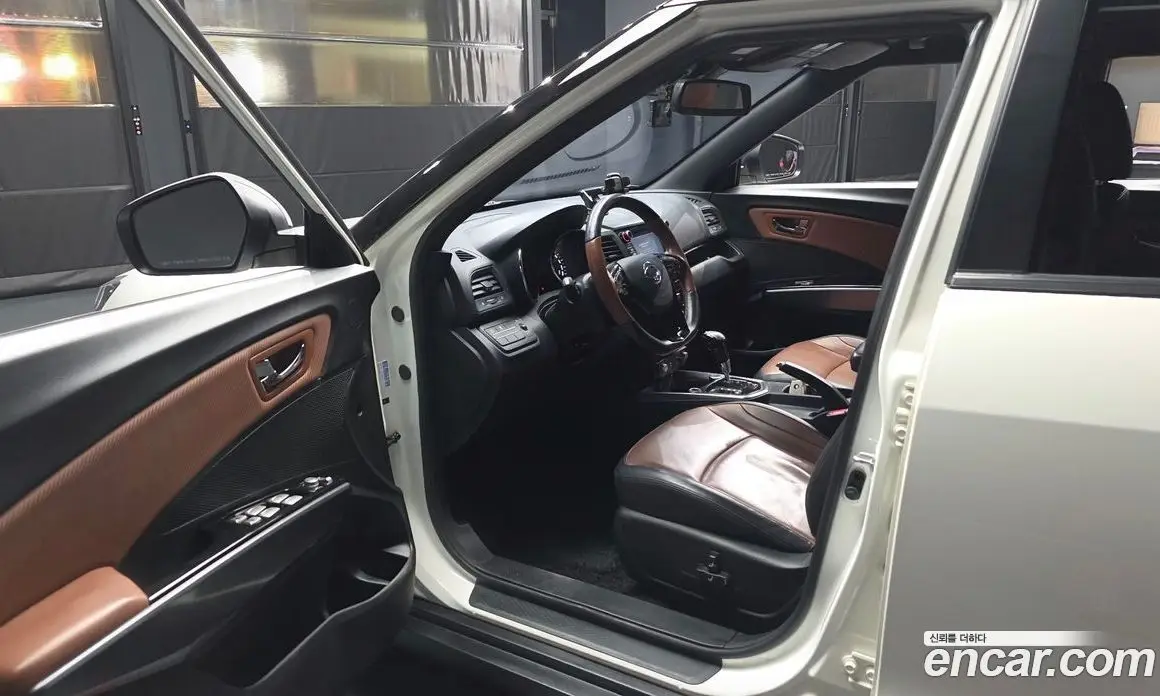 SsangYong TIBOLI 2017 1.6 автомат (гидро), фото 13