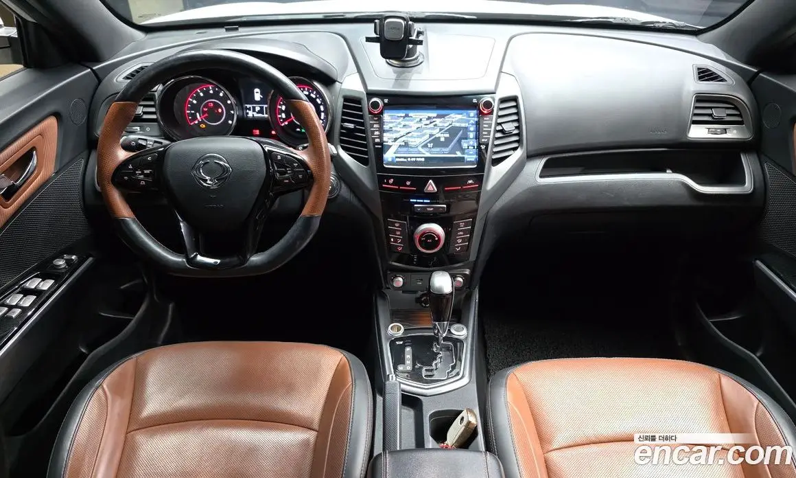 SsangYong TIBOLI 2017 1.6 автомат (гидро), фото 10
