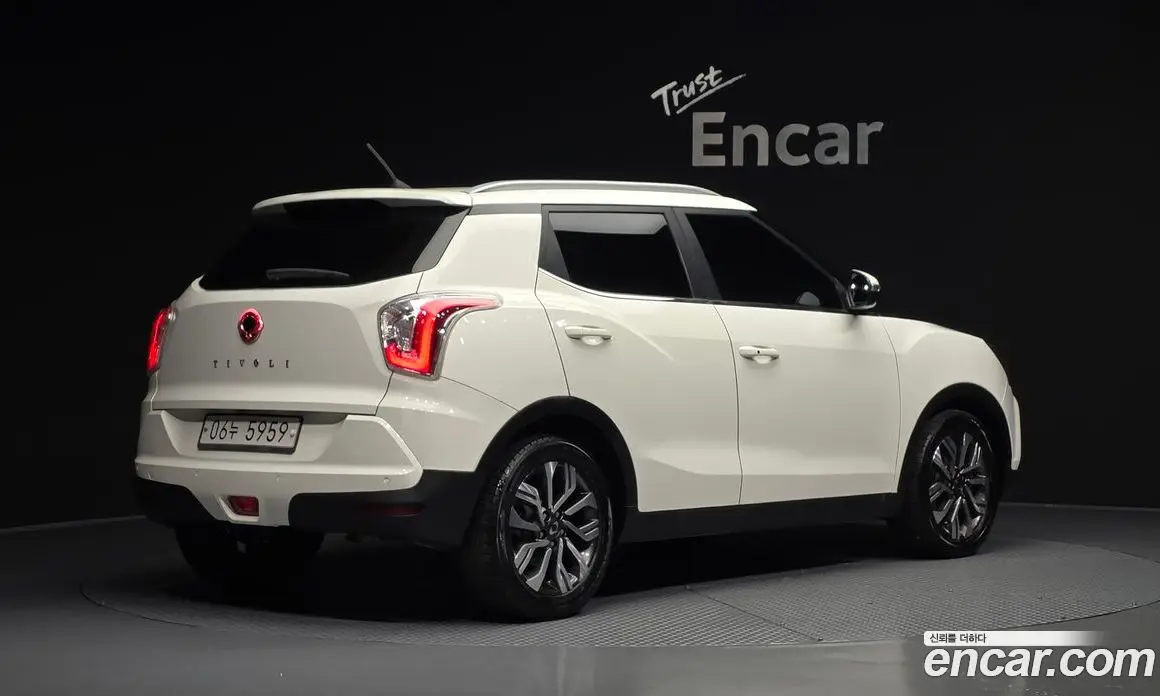 SsangYong TIBOLI 2018 1.6 автомат (гидро), фото 2 SsangYong TIBOLI 2018 1.6 автомат (гидро), фото 2