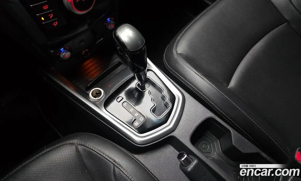 SsangYong TIBOLI 2018 1.6 автомат (гидро), фото 12 SsangYong TIBOLI 2018 1.6 автомат (гидро), фото 12