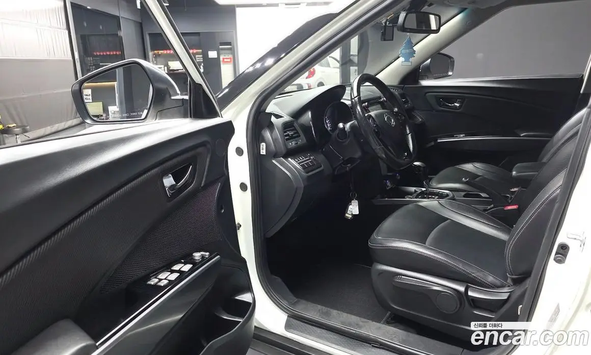 SsangYong TIBOLI 2018 1.6 автомат (гидро), фото 13 SsangYong TIBOLI 2018 1.6 автомат (гидро), фото 13