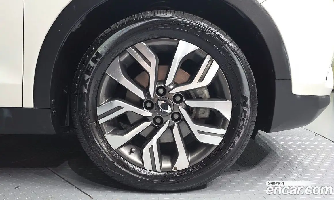 SsangYong TIBOLI 2018 1.6 автомат (гидро), фото 7 SsangYong TIBOLI 2018 1.6 автомат (гидро), фото 7