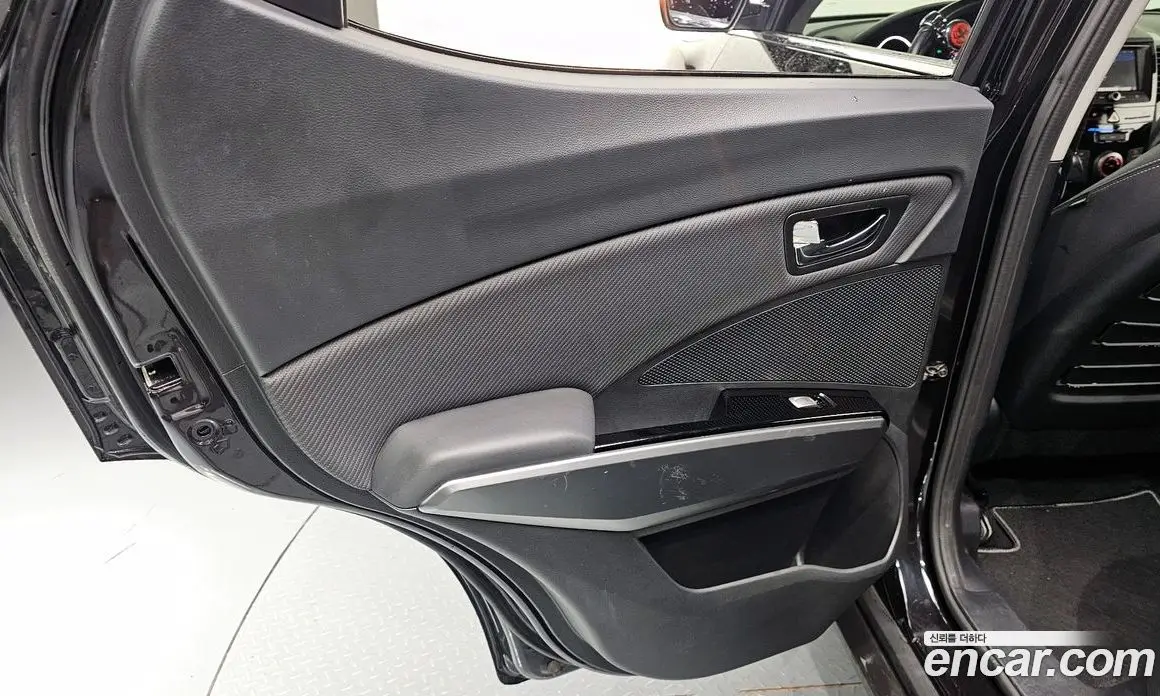 SsangYong TIBOLI 2019 1.6 автомат (гидро), фото 15 SsangYong TIBOLI 2019 1.6 автомат (гидро), фото 15